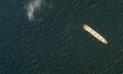 Kızıldeniz'de insansız hava araçları ve füze saldırıları: 2 gemi hedef alındı