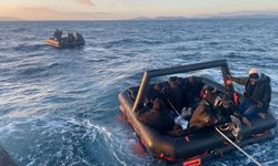 Yunanistan tarafından geri itilen 96 göçmen İzmir sahillerinde kurtarıldı