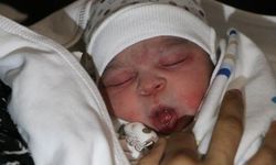 Şanlıurfa'da, yılın ilk bebeği 'Fevzi' oldu