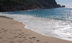 Alanya'da ocak ayında sıcaklık 20 derece: Turistler plajları doldurdu!