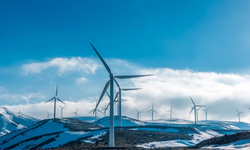 Dünyanın en yüksek rüzgar santrali Çin’de faaliyete geçti
