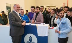 Canik Belediye Başkanı İbrahim Sandıkçı, gençlerle buluştu