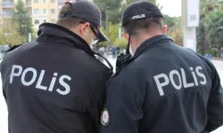 İzmir polisi, Interpol kırmızı bülteniyle aranan dolandırıcıyı yakaladı