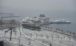İzmir'de kar hasreti: Meteoroloji, kent merkezine kar yağışı öngörmüyor