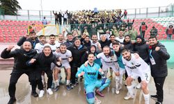 Menemen FK, Isparta 32 Spor'u mağlup ederek zirveye yaklaştı