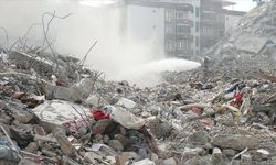 Osmaniye'de, depremde yıkılan apartmanın müteahhitleri hakkındaki iddianame kabul edildi