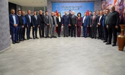 CHP İzmir'de 6 belediye başkan adayıyla ilk zirve