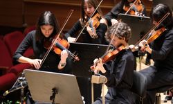 Narlıdere Çocuk Senfoni müzikseverleri mest etti