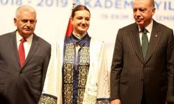 Erdoğan'dan Nükhet Hotar'a büyükelçilik unvanı