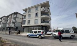 Aksaray'da cam balkon faciası: Usta 3. kattan düştü!