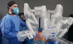 İEÜ Medical Point Hastanesi robotik cerrahi devrimi yarattı