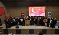 Kütahya Belediye Başkanı Alim Işık'a "2023 Yılının Seçkin Belediye Başkanı" unvanı verildi