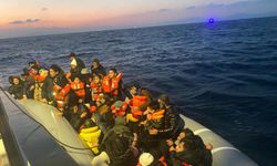 İzmir'de sahil güvenlik operasyonu: 159 düzensiz göçmen kurtarıldı