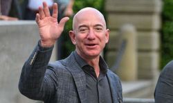 Bezos, Musk'ı geride bırakmak için Amazon hisselerini satıyor!