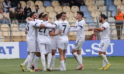 Menemen FK, 24Erzincanspor'u yenerek play-off yolunda ilerlemek istiyor