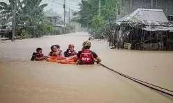Filipinler'de sel ve toprak kaymaları can aldı: 16 ölü, 3 kayıp