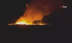 İzlanda'da korkutan patlama: Yanardağı havaya lav ve kül püskürtüyor