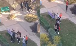 Antalya'da pes dedirten görüntüler: Liseli kızlar sokak ortasında kavga etti, herkes izlemekle yetindi!