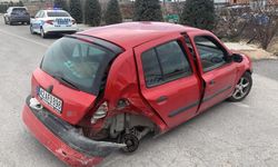 Karaman'da trafik kazası korkuttu: Teker koptu, 1 kişi yaralandı!