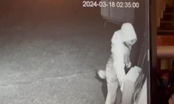 Üsküdar'da otomobil çalan hırsızı polisler kıskıvrak yakaladı!