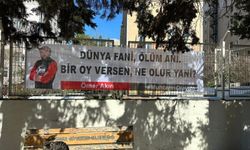 İstanbul'da muhtar adayı, "Dünya fani, ölüm ani" pankartı sonrası adaylıktan çekildi!