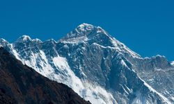 Everest'e tırmanan dağcılar için yeni kurallar: GPS zorunluluğu getirildi!
