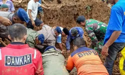 Endonezya’da sel ve toprak kayması: Can kaybı 32'ye yükseldi!