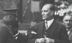 Türkiye Cumhuriyeti'nin ilk Cumhurbaşkanı Mustafa Kemal Atatürk kaç kez Cumhurbaşkanı seçilmiştir?