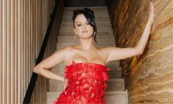 Selena Gomez cesur fotoğraflarını sosyal medyaya koyup hemen sildi!