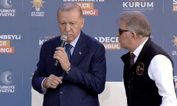 Cumhurbaşkanı Erdoğan mitingde Murat Kurum'u sahneye çağırdı, görevli uyardı: Efendim onlar Sancaktepe'de!