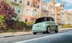 Şehrin küçük abisi artık sokaklarda: Citroen Ami'nin rakibi Fiat Topolino satışa çıktı!