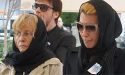 Hande Yener'in acı kaybı: Annesi Yıldız Özyener hayatını kaybetti!