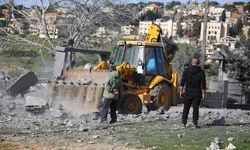 İsrail ordusunun Lübnan'da düzenlediği hava saldırısında 3 sivil yaralandı