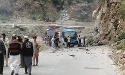 Pakistan'da Çinli mühendislere intihar saldırısı: 6 ölü