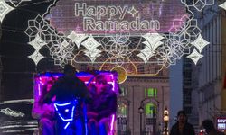 Londra'da Ramazan ayının coşkusu sokaklara taştı!