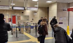 Üsküdar-Çekmeköy metrosu teknik arıza nedeniyle durdu: Yolcular mağdur!