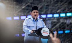 Endonezya'da yeni Devlet Başkanı belli oldu! Prabowo Subianto kazandı!