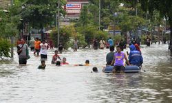 Endonezya sular altında! Felaketin boyutu korkunç!