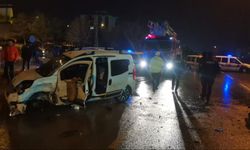Nevşehir-Aksaray karayolunda kaza: 3 otobüs, 5 çekici ve 6 otomobil Karıştı!