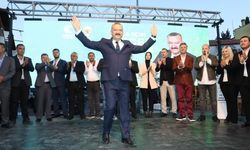 Urla'da AK Parti coşkusu: Tarkan Bakırlı'nın iftarına rekor katılım