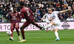 Lille, Yusuf Yazıcı'nın golüyle Metz'i yenerek Şampiyonlar Ligi yolunda önemli bir adım attı!