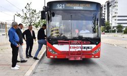 Bisiklet Turu İzmir'de trafiği karıştırıyor: ESHOT ve Metro seferleri değişiyor!