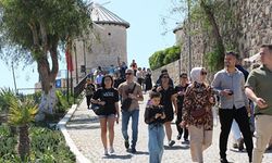 Çeşme'de oteller doldu taştı: Kapıda vize Sakız Adası'na ilgiyi artırdı