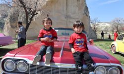 Otizmli çocuklar Kapadokya Turu'nda: Klasik arabalarla tur attılar