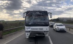 Tekirdağ'da askerleri taşıyan minibüs kaza yaptı: 24 yaralı!