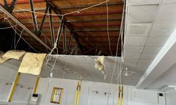 Tokat art arda depremlerle sarsılırken düğün salonunun tavanı çöktü!