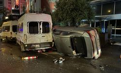 Dehşet kaza: Sarıyer'de araç gaz kutusuna çarpıp yan yattı!