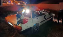 Ankara'da sürücünün kontrolünü kaybettiği araç takla attı! 4 yaralı!