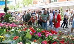 Bayındır Uluslararası Çiçek Festivali, bu yıl da coşkuyla gerçekleşti.