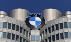 BMW'den dev atılım: 40 yeni model, elektrikli araçlarda liderlik hedefi ve 7 serisi ve X5 güncellemeleri!